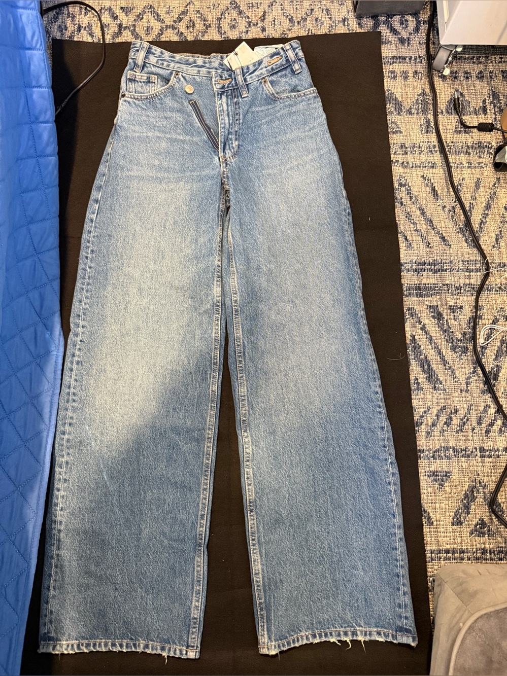 Zara The Cross-Waist Wide Leg Jean